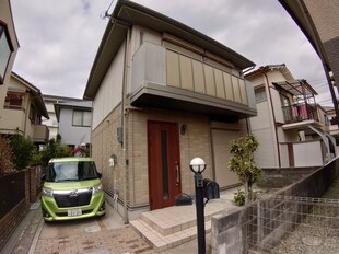 南花屋敷4丁目戸建貸家B棟の物件外観写真